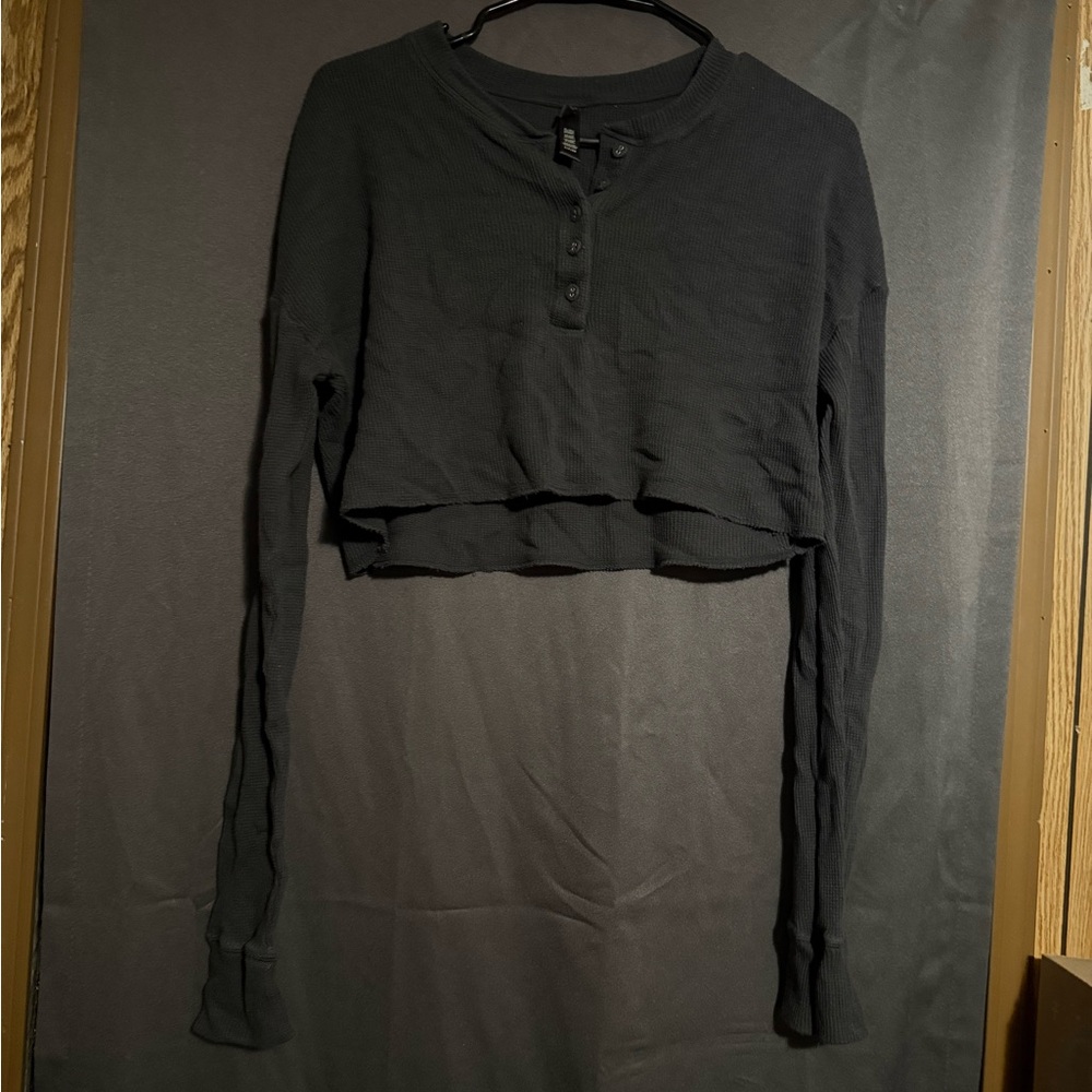 SKIMS Black Ribbed Long-Sleeve Cropped Henley